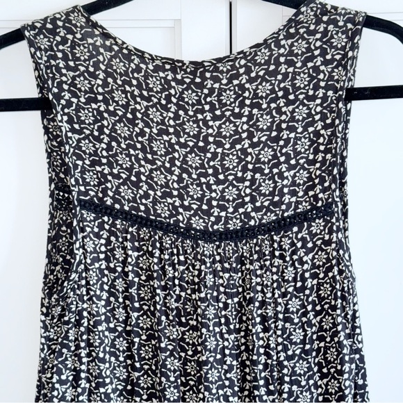 American Eagle Dress Sz Small Black White Floral Casual Boho Peasant Festival - Picture 8 of 12